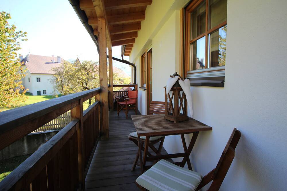 Apartamento entero, Im Winkl - \"waldblick\" / Gemütliche Ferienwohnung im 2. Obergeschoss in Dietenheim, Brunico