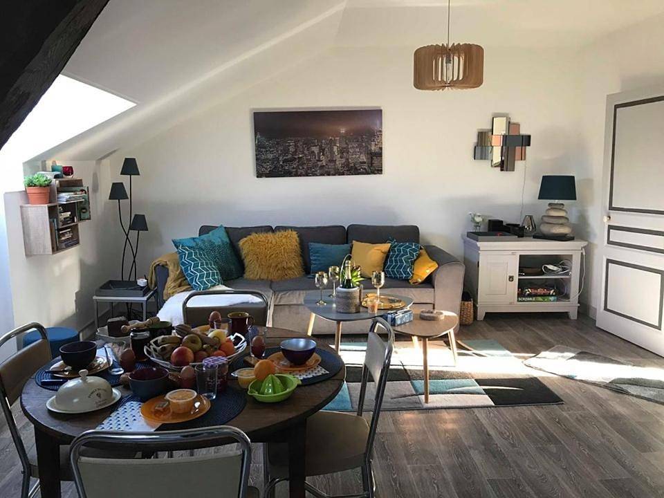 Appartement entier, Two-Bedroom Apartment in Saint-Léonard-de-Noblat, Région de Limoges