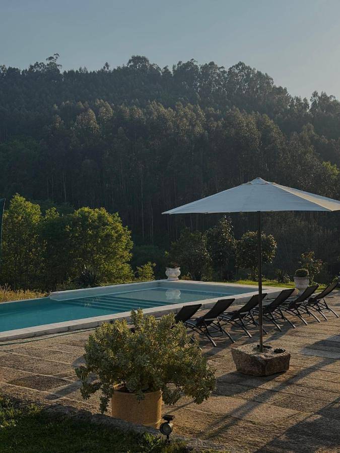 Location de vacances pour 5 personnes, avec jardin ainsi que vue et piscine dans Vizela - 4