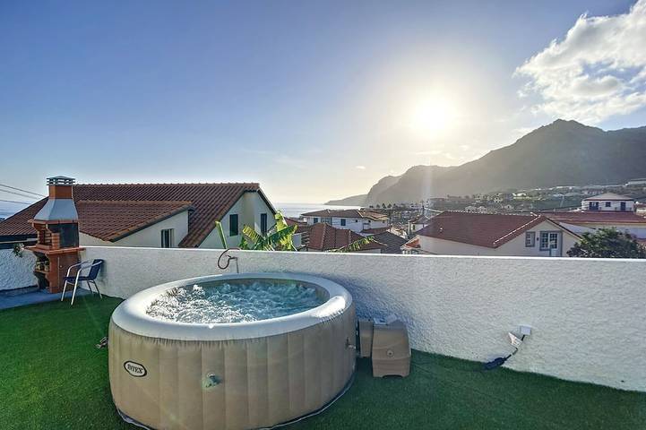 Casa de férias para 5 pessoas, com jardim e varanda em Caniçal