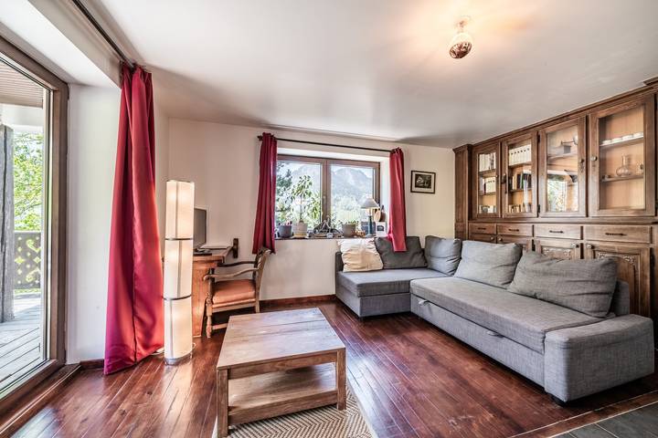 Appartement entier, Appartement 'Dent d'Oche' avec vue montagne, balcon et Wi-Fi in Vacheresse, Région de Thonon-les-Bains