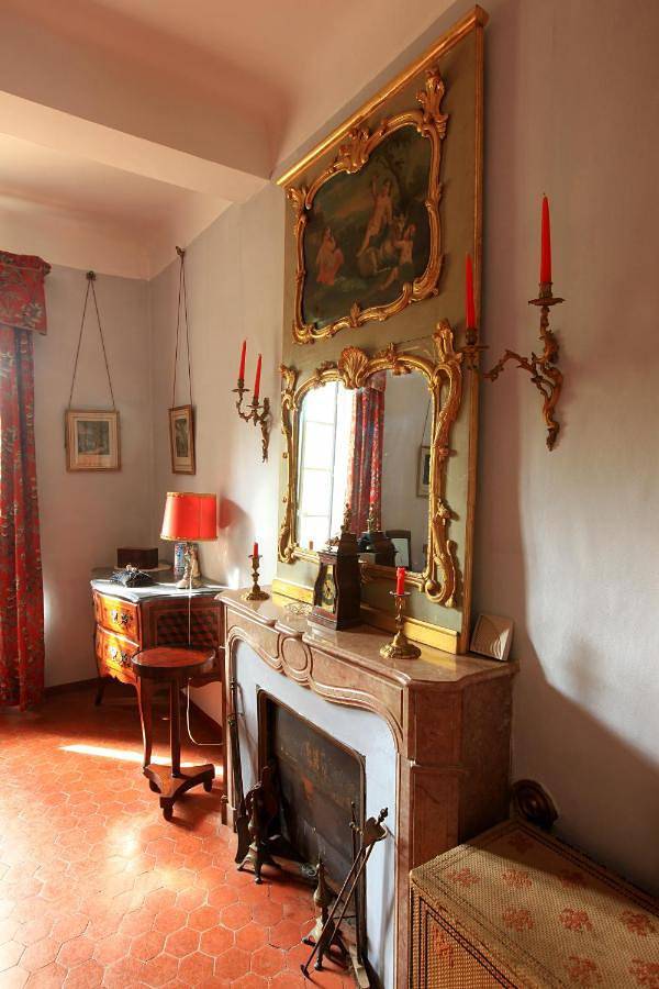 Location de vacances pour 2 personnes, avec jardin ainsi que vue et piscine à Taradeau - 3