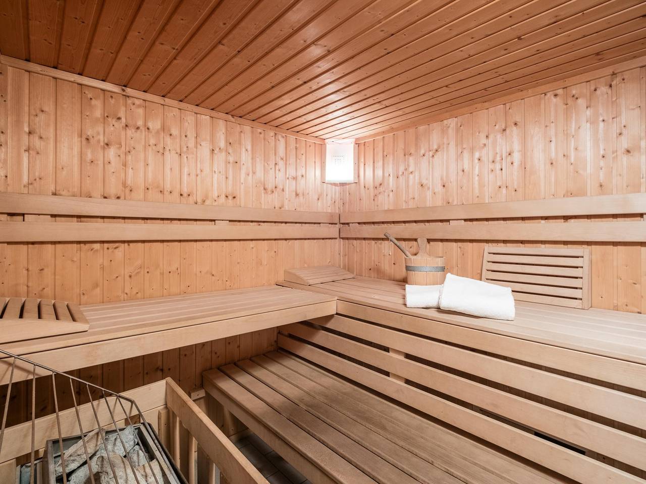 Uriges Holzchalet mit Wellnessbereich u.Terrasse in Krimml, Zillertaler Alpen
