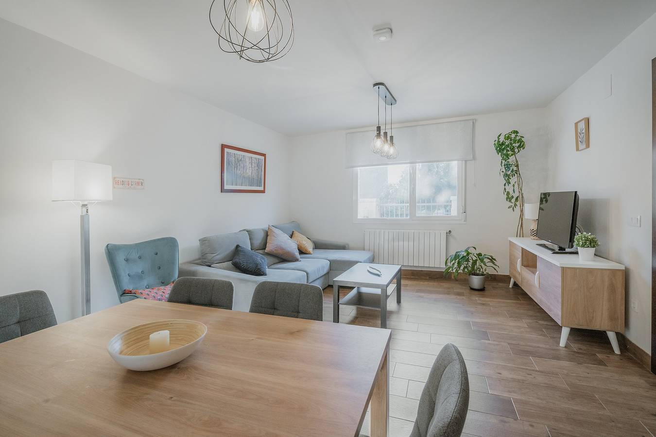Ferienhaus 'Las Natillas Con V' mit Bergblick, privater Terrasse und Wlan in Martín Miguel, Segovia Provinz