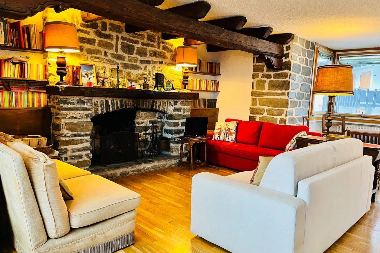 Appartement entier, Appartement de vacances pour 2 personnes avec balcon/terrasse in Courmayeur, Alpes valaisannes