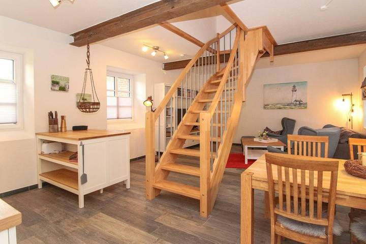 Ferienwohnung für 4 Personen, mit Terrasse und Garten in Norden