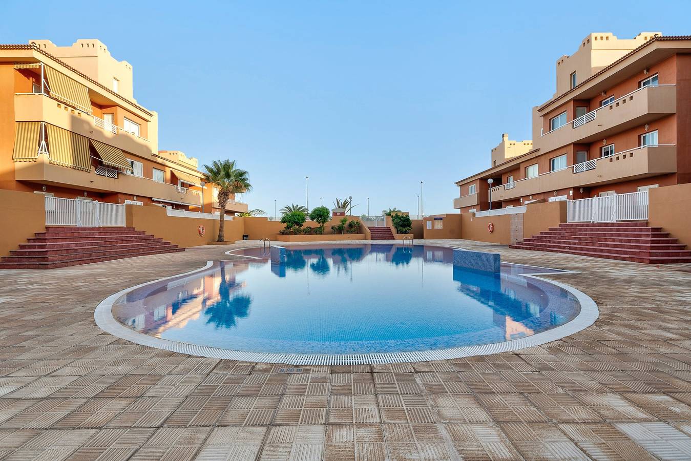 Apartamento entero, Vacaciones 'La Gomera' con vistas al mar, piscina compartida y Wi-Fi in Puertito de Güímar, Güímar