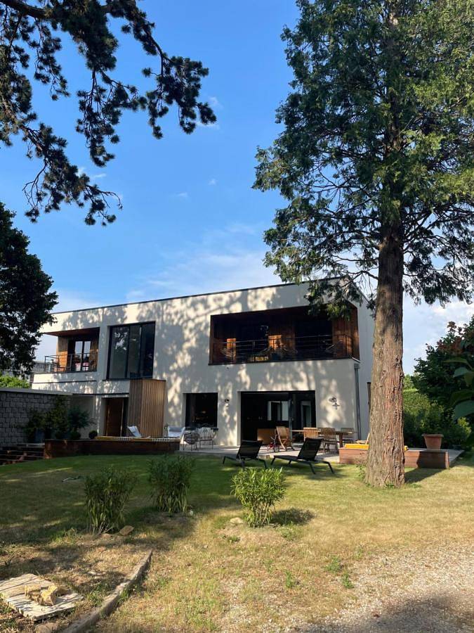 B&b voor 2 personen, with Terras and Tuin as well as Uitzicht in Lyon