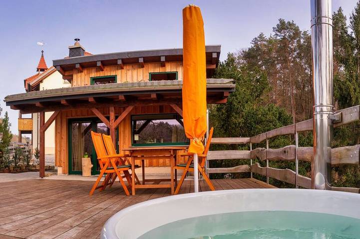 Ferienhaus für 4 Personen, mit Whirlpool und Terrasse - 1