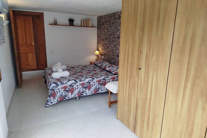 Ganze Wohnung, Unabhängiges Gästehaus für Familien, die Ruhe mögen. in Rio Chillar, Frigiliana