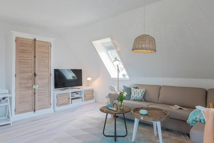 Ferienwohnung für 2 Personen, mit Sauna und Balkon in Zingst