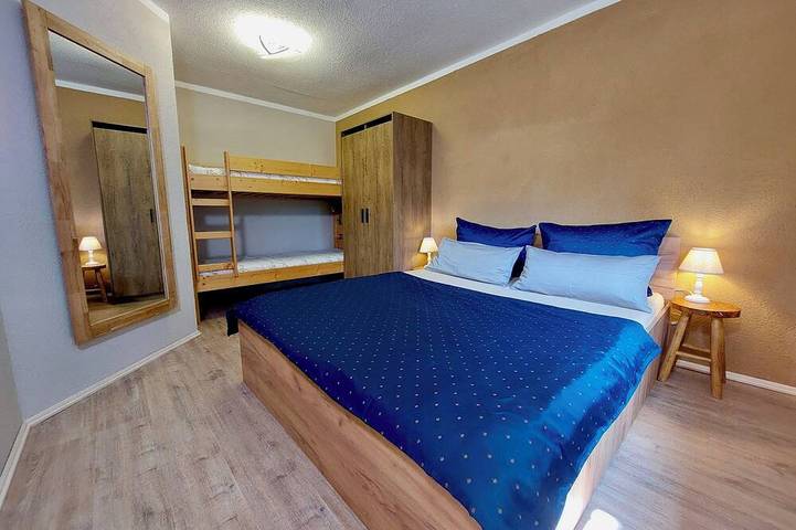 Ferienhaus für 4 Personen, mit Sauna und Garten sowie Terrasse in Bad Elster - 2