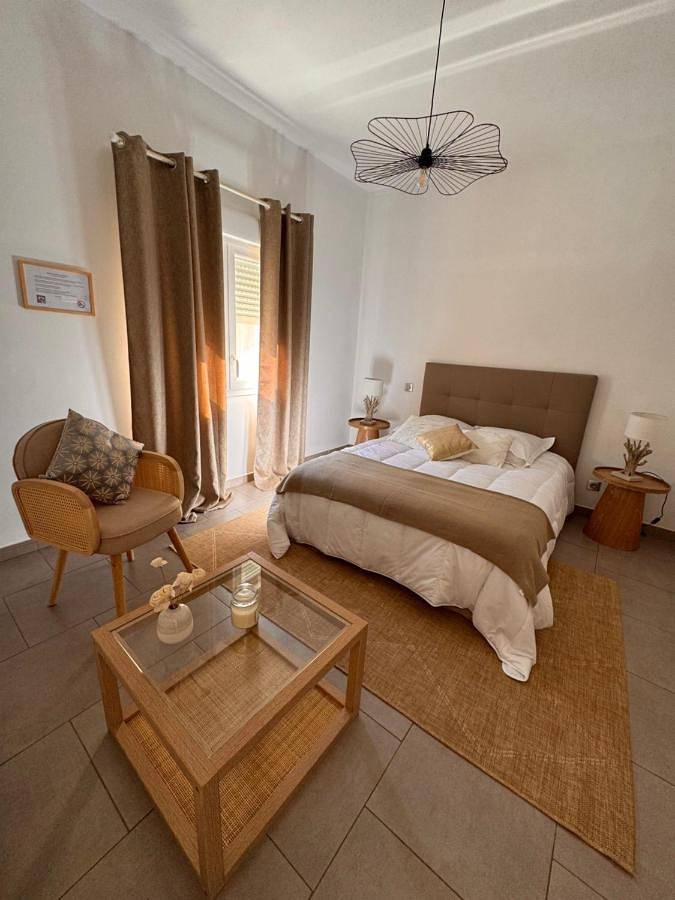 Location de vacances pour 2 personnes, avec vue et terrasse à Venaco