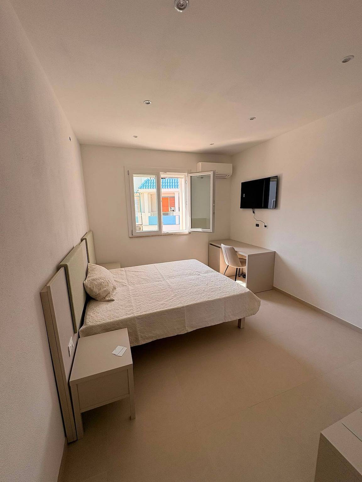 Chambre « Unité 2 » avec terrasse partagée, Wi-Fi et climatisation in Lu Bagnu, Castelsardo