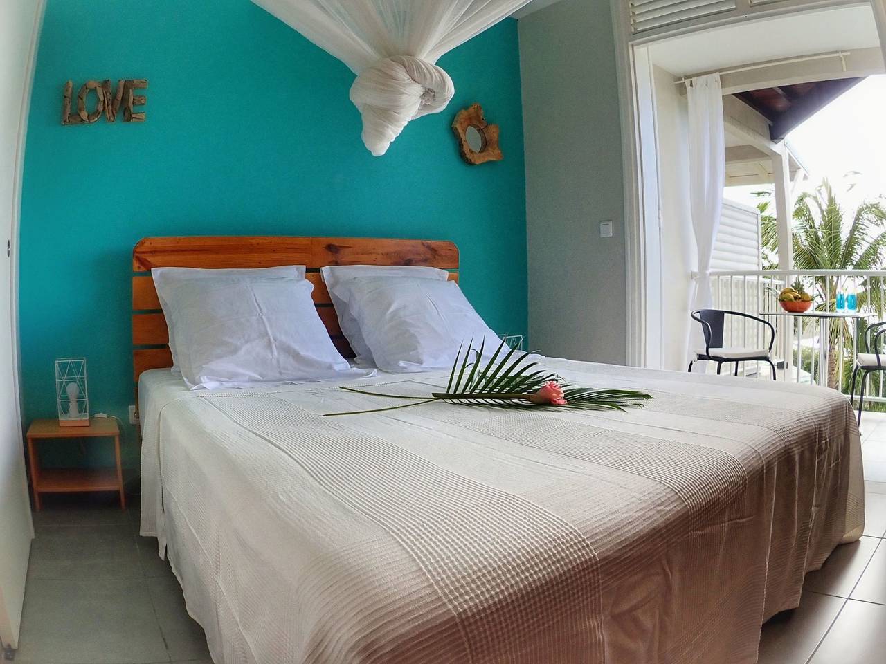 Ganze Wohnung, Studio-Apartment "Malacca" mit Terrasse in Deshaies, Guadeloupe