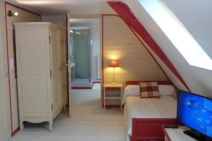 Chambre d’hôte pour 3 personnes, avec jardin à Céaux