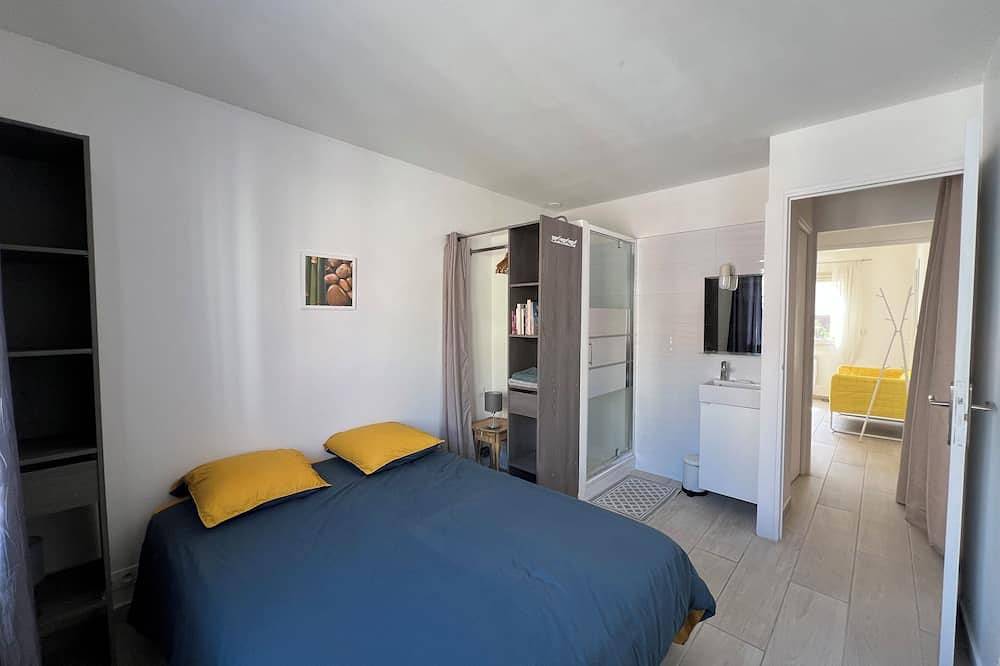 Appartement entier, T1 bis, proche plages in Toulon, Région de Toulon