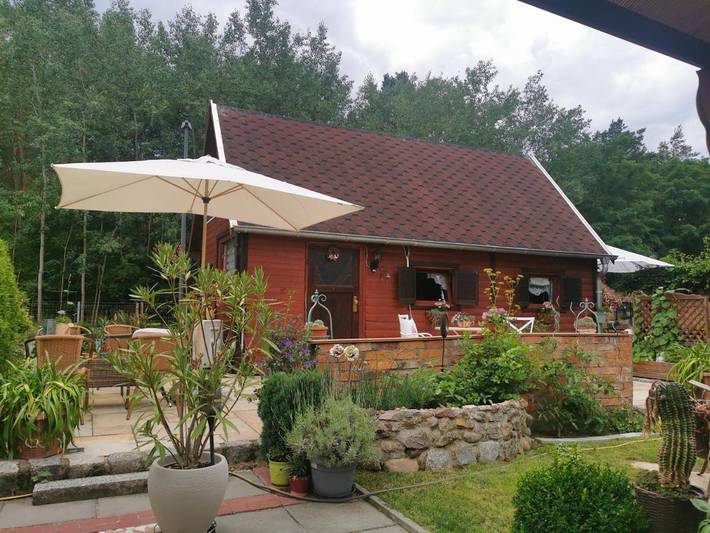 Ferienhaus für 3 Personen, mit Ausblick und Garten in Schlaubetal