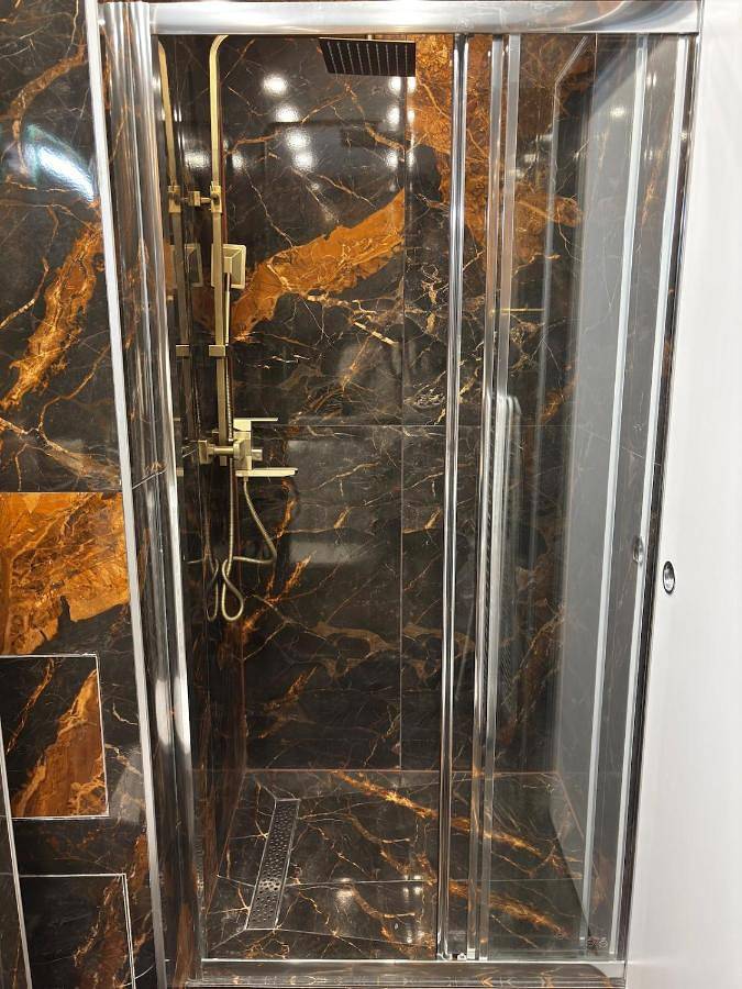 Gîte pour 2 personnes, avec jacuzzi et terrasse à Ambilly - 2