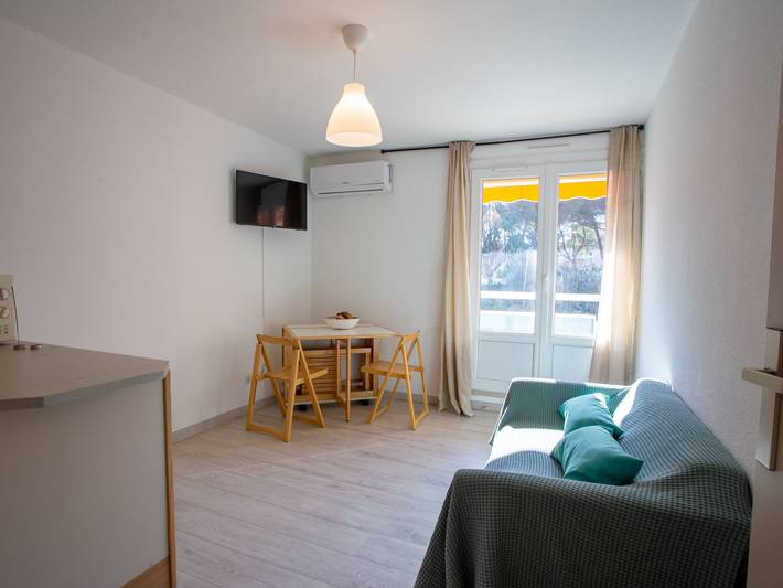 Ferienwohnung für 4 Personen, mit Terrasse und Garten in Bormes-les-Mimosas - 2