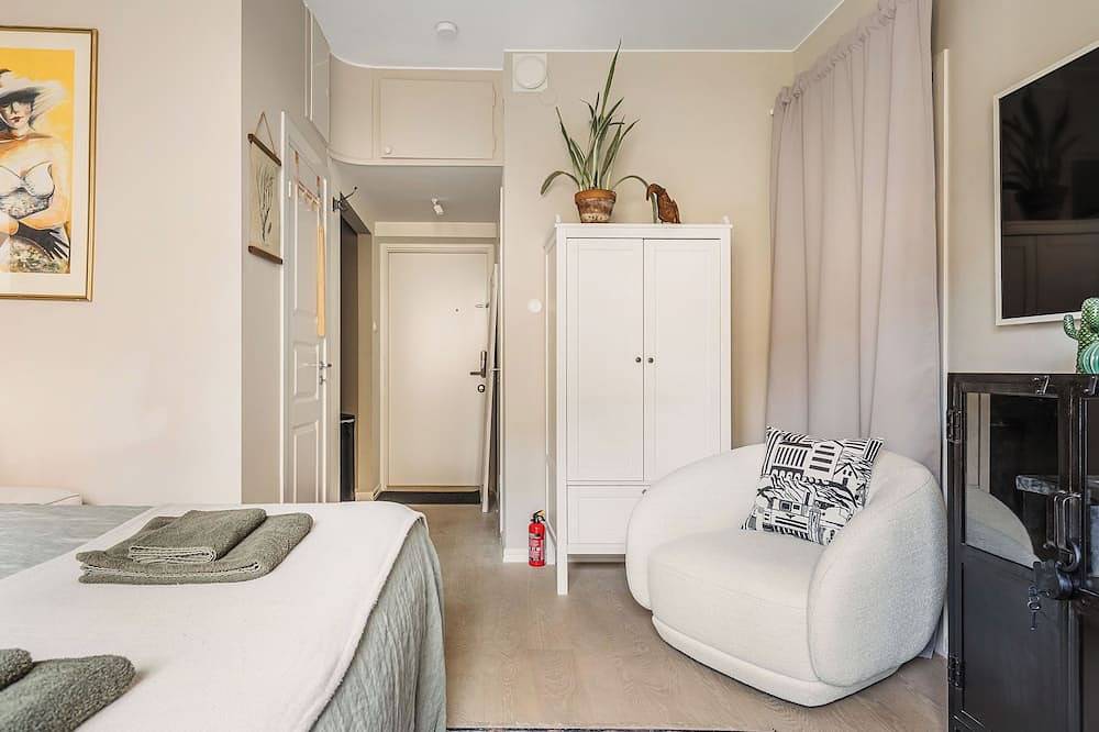 Entire apartment, Stylish Studio in Central Södermalm on Mariaberget in Stockholm, Swedish Baltic Sea