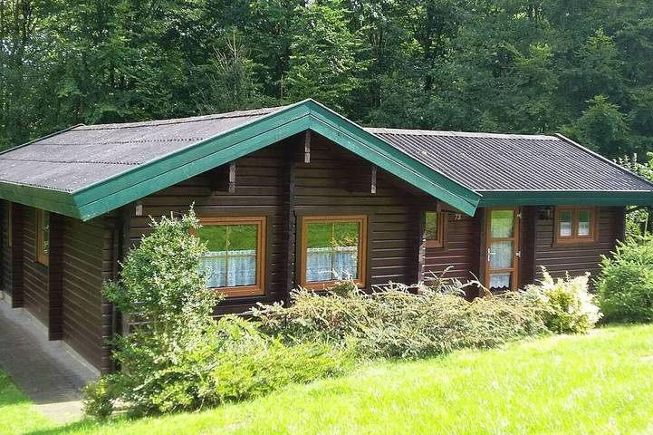 Bungalow für 6 Personen, mit Garten