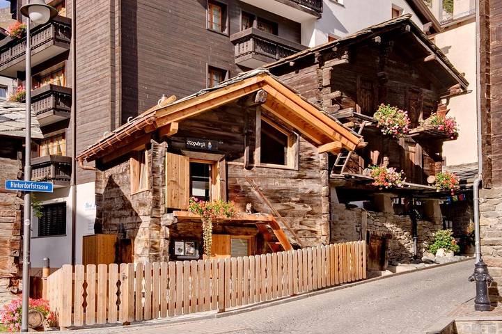 Apartament wakacyjny dla 4 osób, z Taras i Ogród oraz Sauna w Zermatt