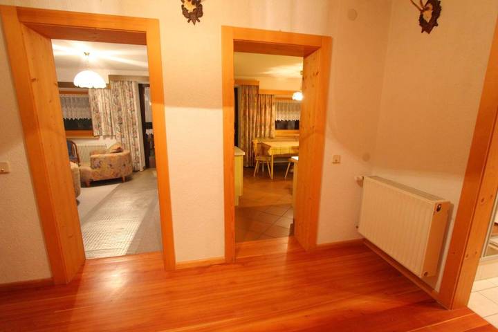 Ferienwohnung für 6 Personen, mit Garten und Ausblick in Sillian - 3