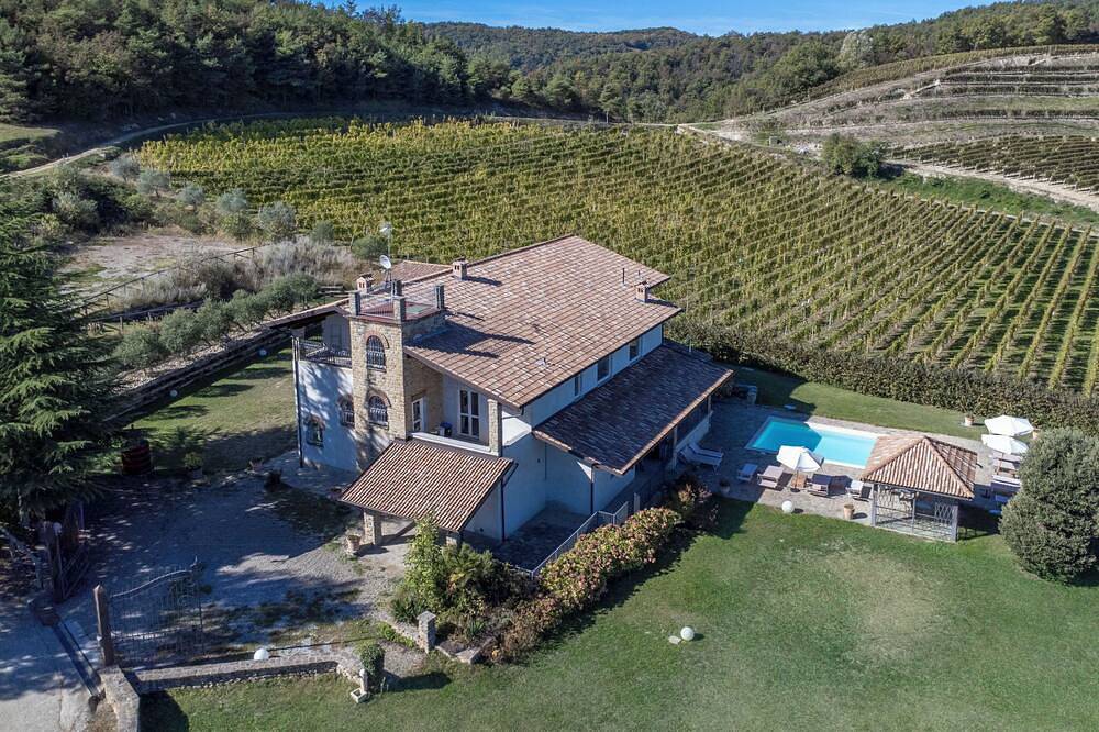 Casa vacanza a Langhe a partire da 446€ a notte