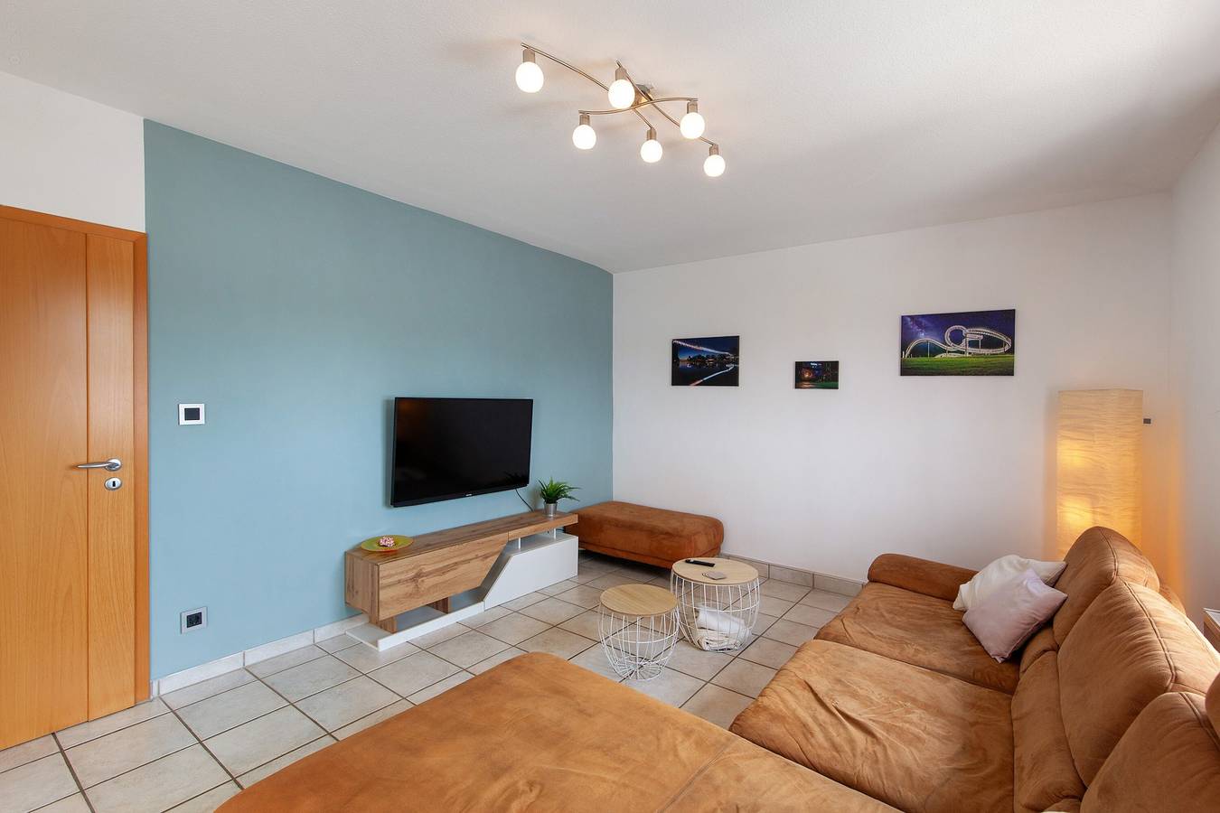 Ganze Wohnung, 'Ruhrpott Residenz - 3 Zimmer - 70qm' mit Balkon und Wlan in Oberhausen, Ruhrgebiet