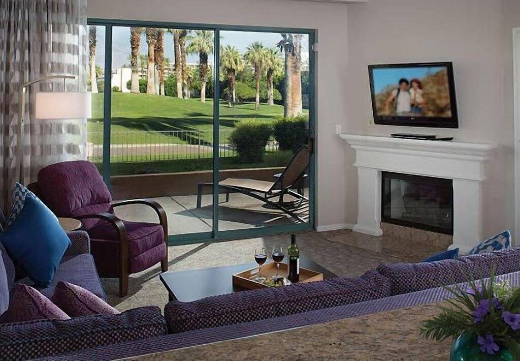 Villa for 8 Guests in Palm Desert, Coachella Valley