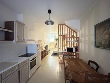 Gîte pour 5 personnes, avec balcon à Nizas