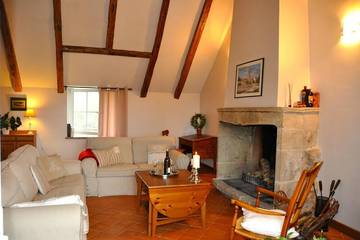 Gîte pour 6 personnes, avec jardin et terrasse à Pierrefiche
