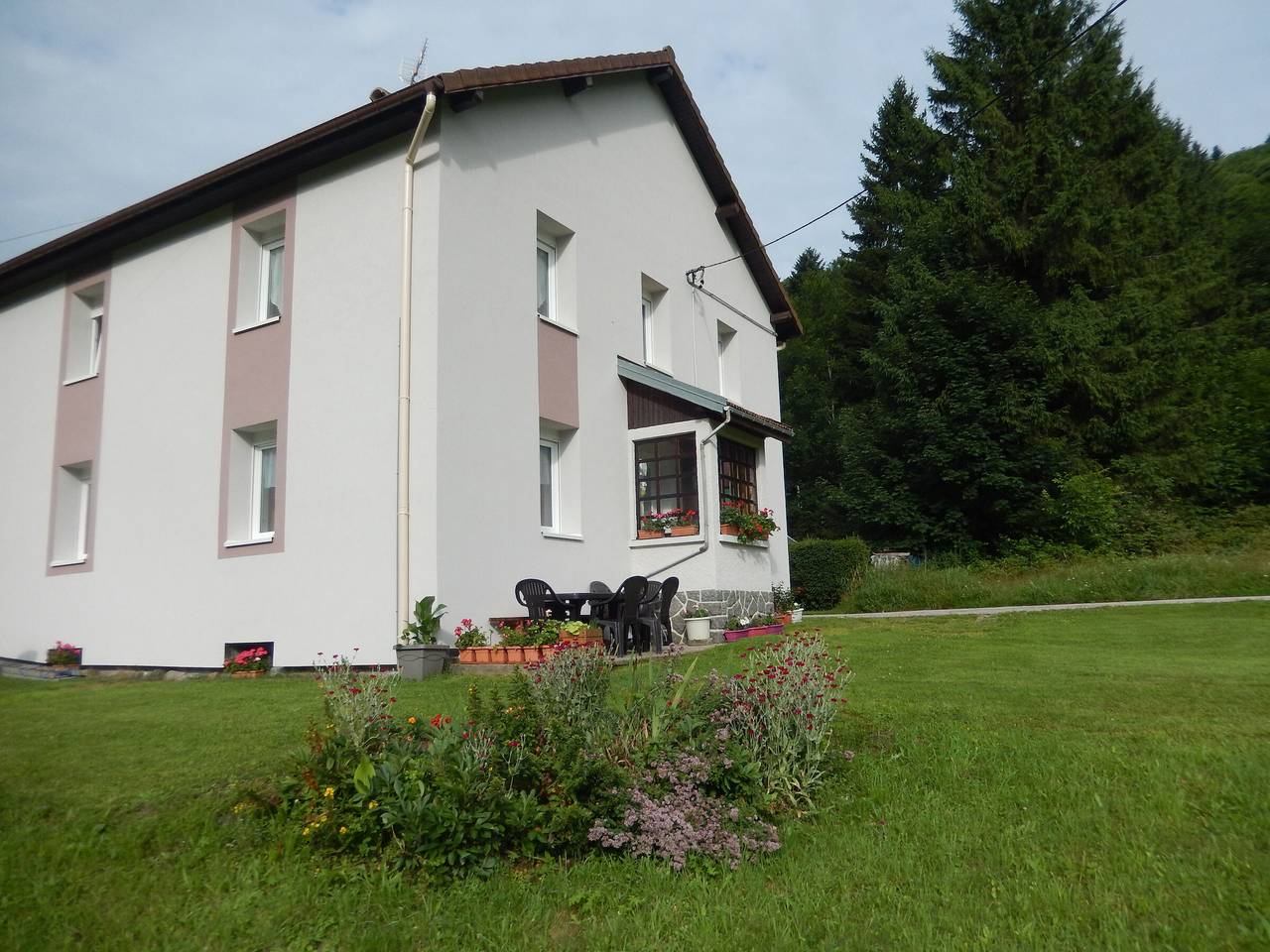Gîte en pleine nature, proche de La Bresse avec activités familiales, terrasse et poêle à bois in Cornimont, Parc naturel régional des Ballons des Vosges