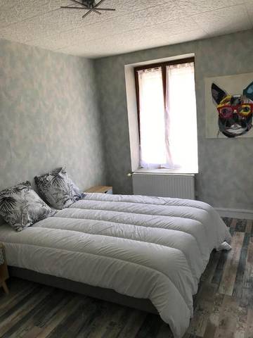 Gîte pour 4 personnes, avec vue à Saint-Claude (Jura)