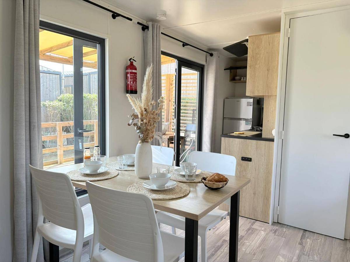 Three-Bedroom Chalet in Torreilles, Côte d'Améthyste