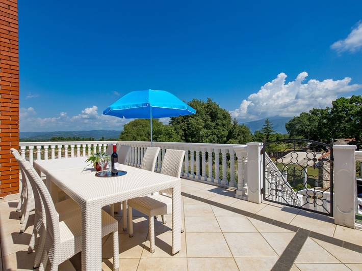 Ganze Wohnung, Rustica in Kršan, Ostküste Istrien
