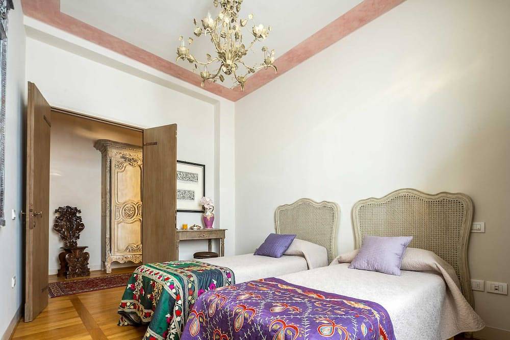 Apartamento entero, Luxury Apartment in Asolo Historical Centre in Asolo, Provincia de Treviso