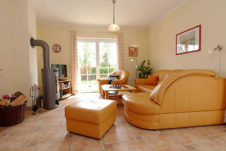 Ferienhaus für 6 Personen, mit Terrasse und Garten in Zingst