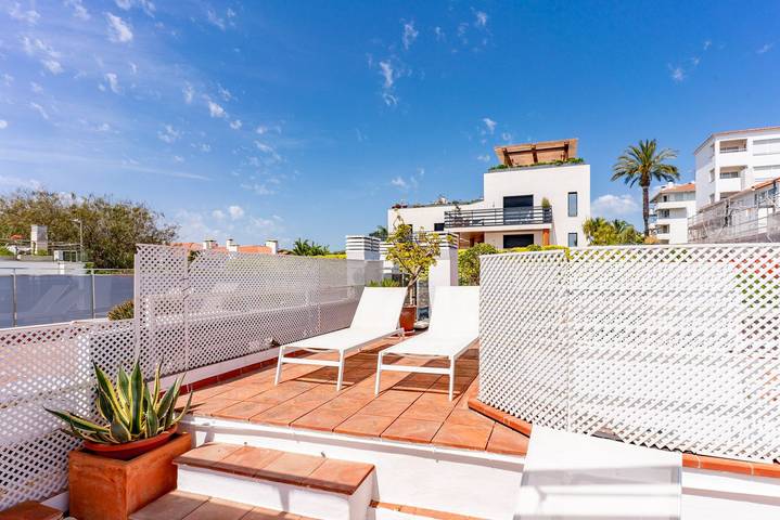 Gîte pour 7 personnes, avec piscine à Sitges - 2