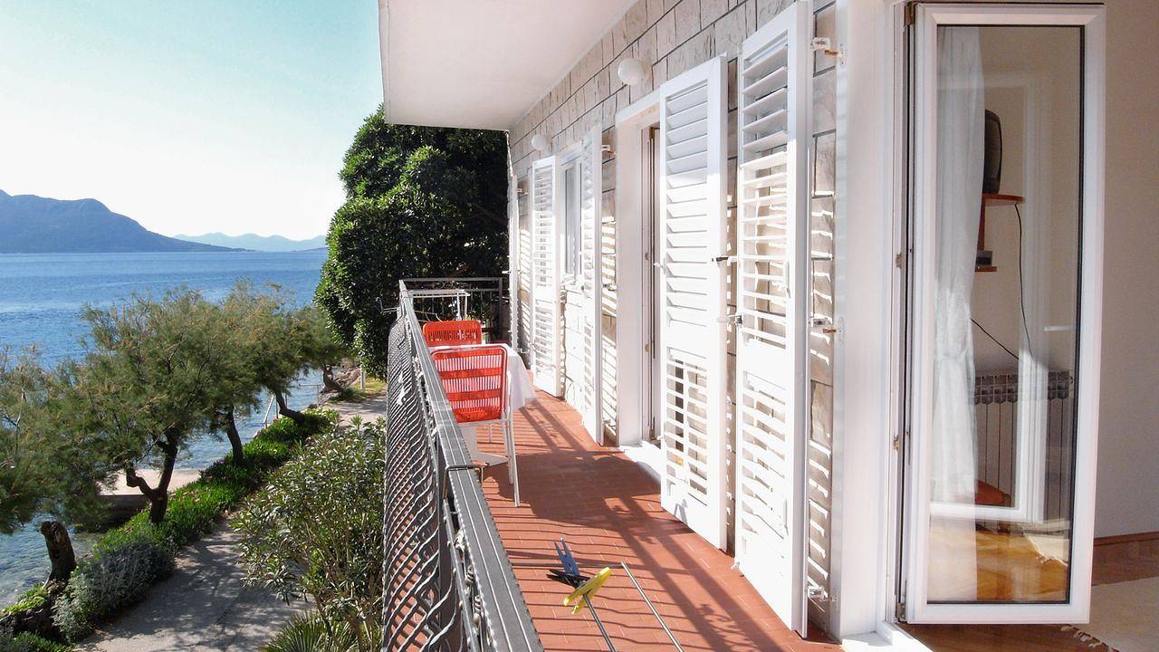 Ganze Ferienwohnung, Zimmer für 2 Personen (15 m²) in Trstenik in Trstenik, Peljesac