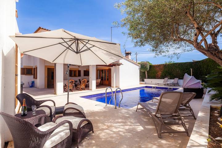 Ferienhaus für 6 Personen, mit Garten in Son Moll
