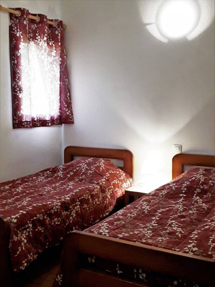Gîte pour 10 personnes, avec terrasse et jardin dans Mont Lozère et Goulet - 4