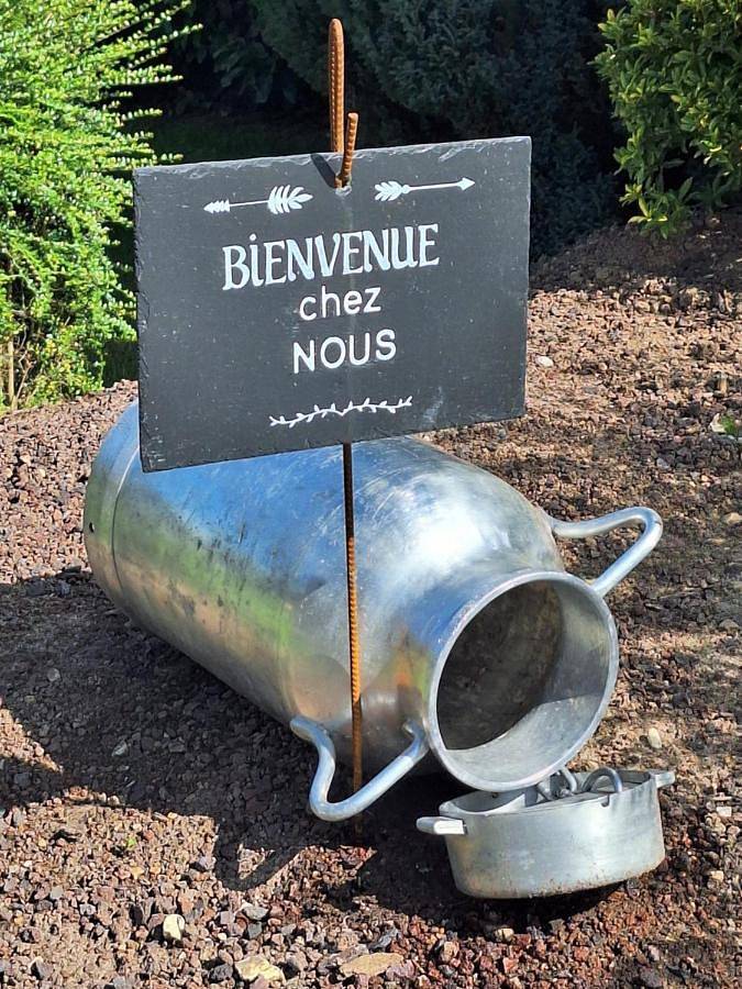 Gîte pour 2 personnes, avec jardin ainsi que terrasse et vue à Bonneville-la-Louvet - 2