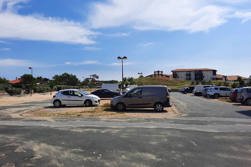 Apartamento entero, Estudio cómodo cerca del océano con balcón - 2 estrellas in Vieux-Boucau-les-Bains, Côte d’Argent