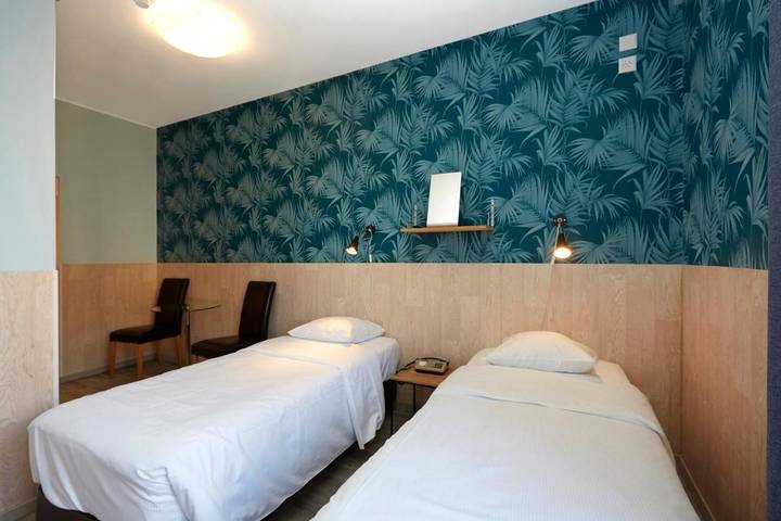 Hôtel pour 5 personnes, avec balcon à Genève - 3