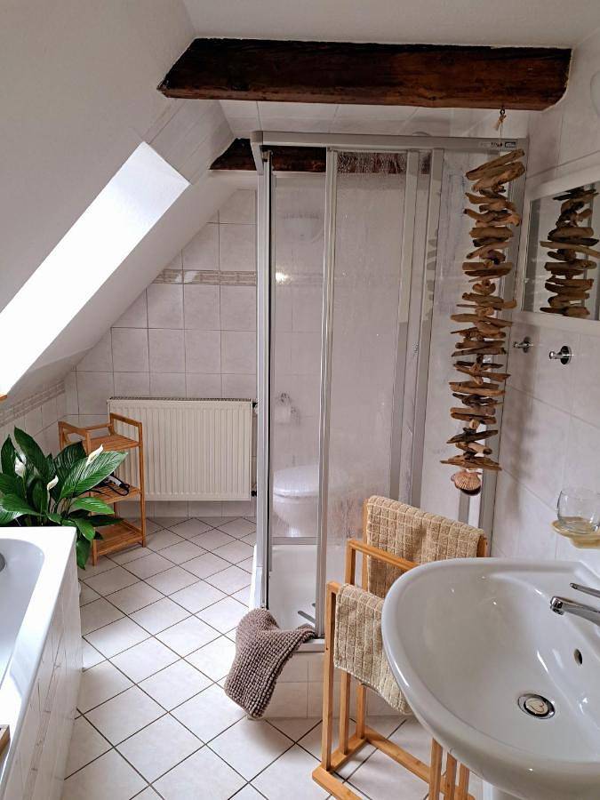 Ferienwohnung für 4 Personen, mit Balkon und Terrasse sowie Garten in Boizenburg/Elbe
