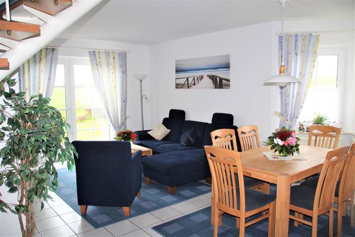 Ferienhaus für 4 Personen, mit Garten und Terrasse sowie Ausblick in Norddeich - 3