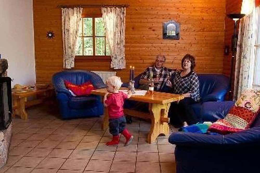 Ganze Wohnung, 2-Bettwohnung (Appartement Typ A) - Feriendorf Reinskopf in Schönecken, Eifelkreis Bitburg-Prüm