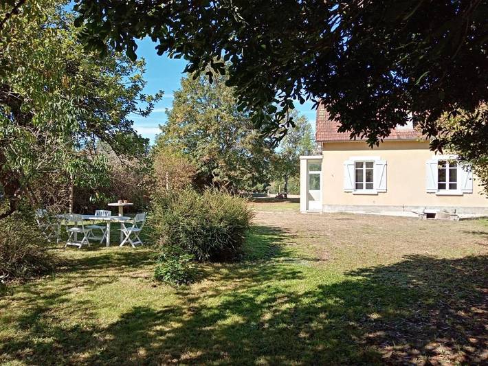 Location de vacances pour 8 personnes, avec jardin, adapté aux familles à Vieilles-Maisons-sur-Joudry - 2